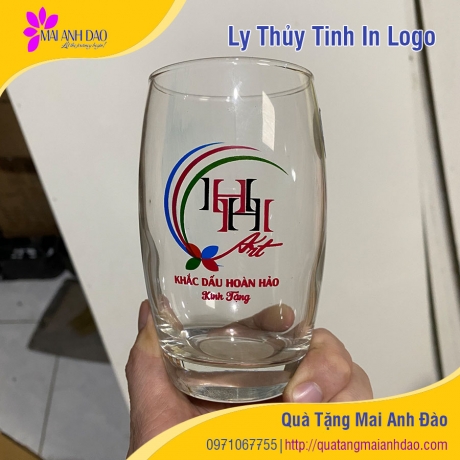 ly-thuy-tinh-in-logo-qua-tang-mai-anh-dao-3
